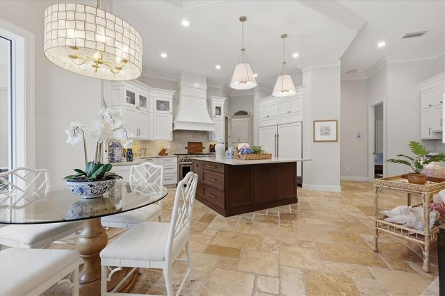 3360 FOUNDERS CLUB DRIVE, Sarasota, FL 34240