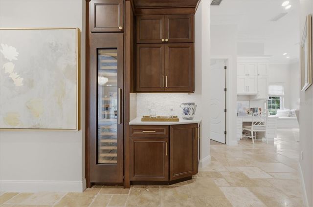 3360 FOUNDERS CLUB DRIVE, Sarasota, FL 34240