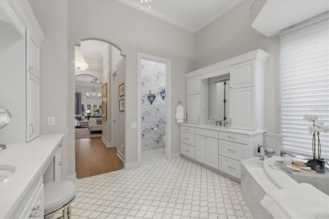 3360 FOUNDERS CLUB DRIVE, Sarasota, FL 34240