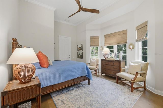 3360 FOUNDERS CLUB DRIVE, Sarasota, FL 34240