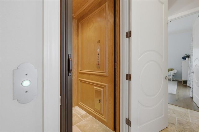 3360 FOUNDERS CLUB DRIVE, Sarasota, FL 34240