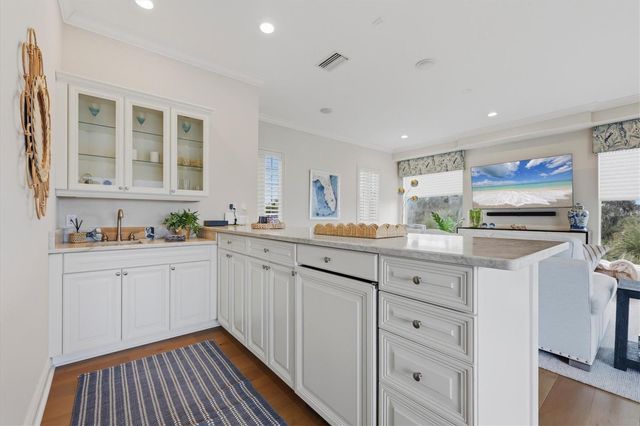 3360 FOUNDERS CLUB DRIVE, Sarasota, FL 34240