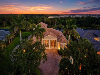 3360 FOUNDERS CLUB DRIVE, Sarasota, FL 34240
