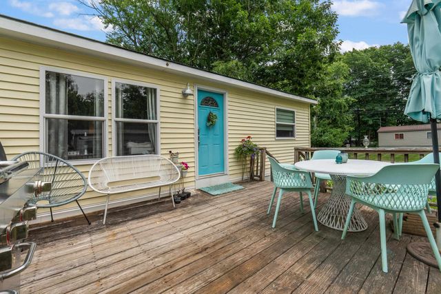 44 Donna Drive, Exeter, NH 03833