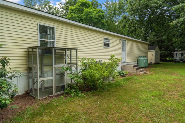 44 Donna Drive, Exeter, NH 03833