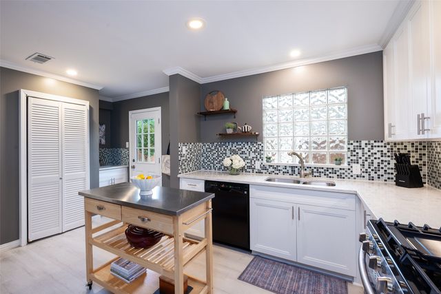 6158 Anita Street, Dallas, TX 75214