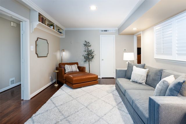 6158 Anita Street, Dallas, TX 75214