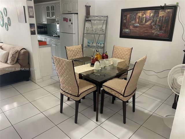 175 NE 203rd Ter 28, Miami Gardens, FL 33179