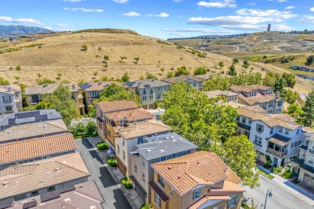 2405 Plateau Drive, San Jose, CA 95125