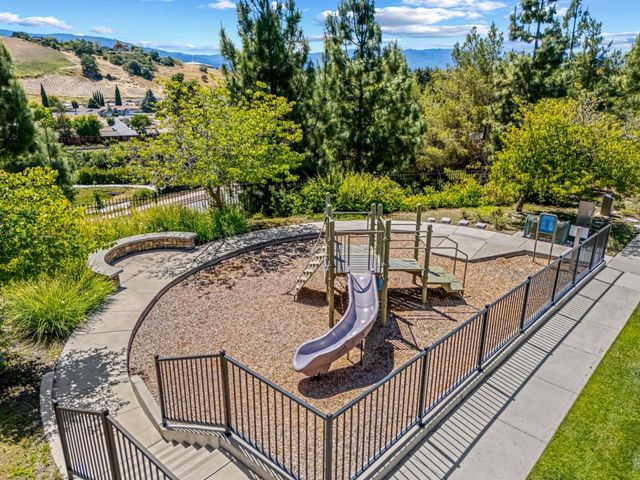 2405 Plateau Drive, San Jose, CA 95125