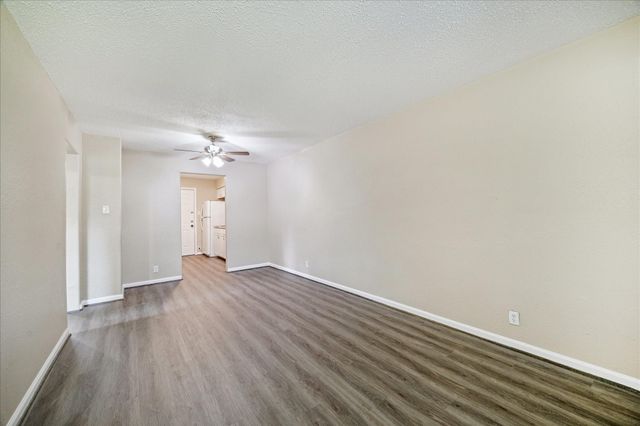 5107 Clover Street, Houston, TX 77033