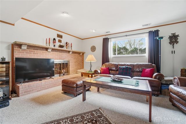 2761 La Cresta Drive, Beavercreek, OH 45431
