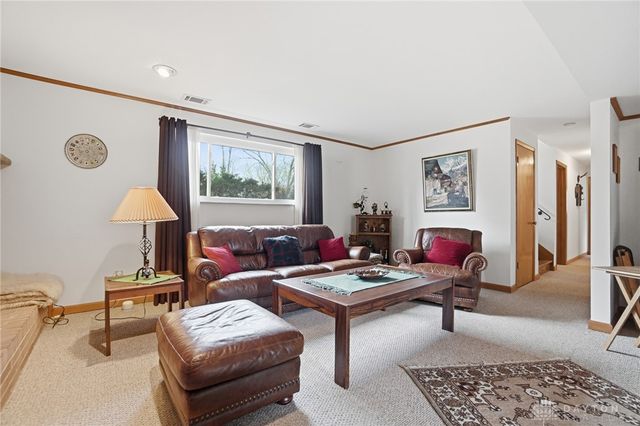 2761 La Cresta Drive, Beavercreek, OH 45431