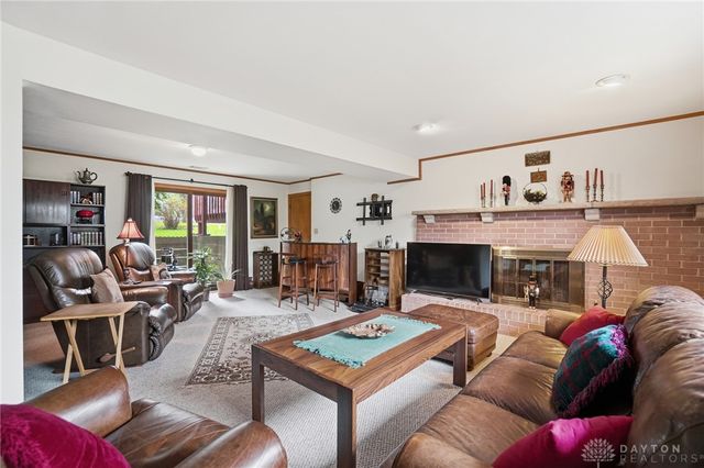 2761 La Cresta Drive, Beavercreek, OH 45431