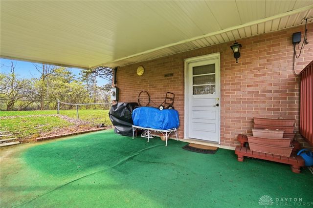 2761 La Cresta Drive, Beavercreek, OH 45431