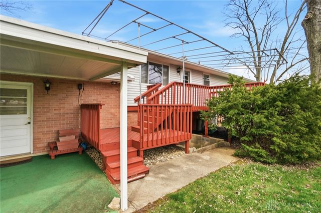 2761 La Cresta Drive, Beavercreek, OH 45431