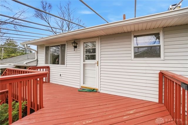 2761 La Cresta Drive, Beavercreek, OH 45431
