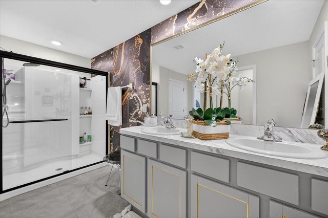 35386 SPRUCE KNOB COURT, Dade City, FL 33525