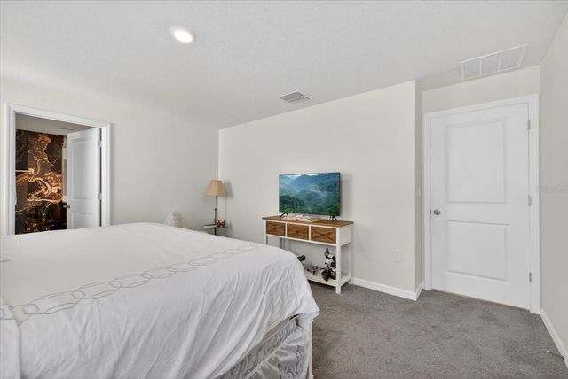 35386 SPRUCE KNOB COURT, Dade City, FL 33525