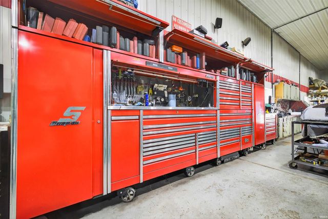 5801 St Rd 158, Bedford, IN 47421