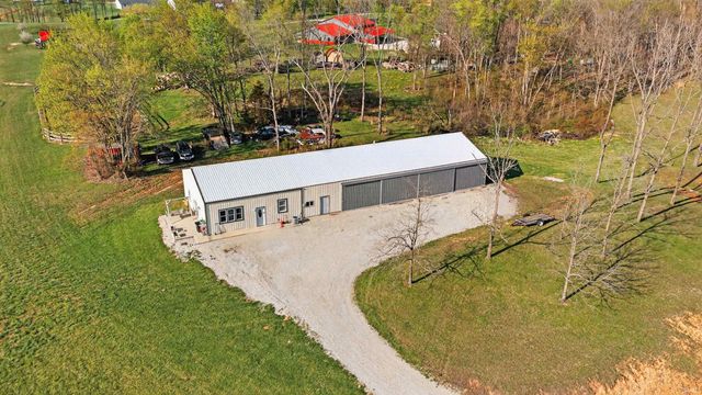 5801 St Rd 158, Bedford, IN 47421