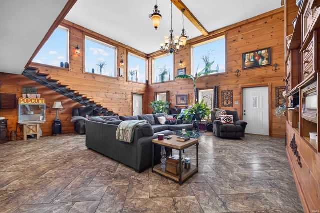 5801 St Rd 158, Bedford, IN 47421