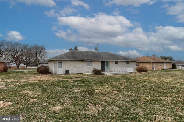 905 SKYLINE DR, Lebanon, PA 17046