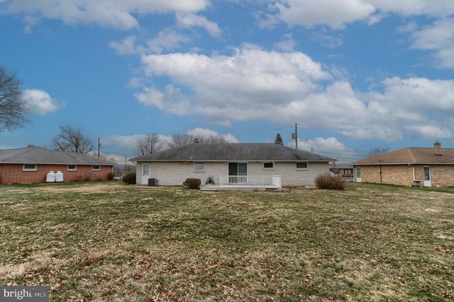 905 SKYLINE DR, Lebanon, PA 17046