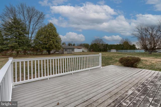 905 SKYLINE DR, Lebanon, PA 17046