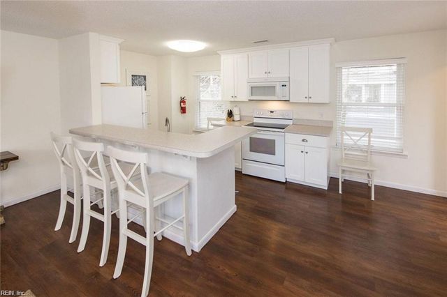 218 66th St Apt A, Virginia Beach, VA 23451