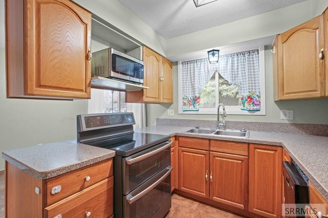 250 Butterfly Drive, Idaho Falls, ID 83401