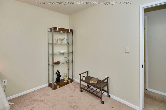 5219 Kel Dawn Circle, Cross Lanes, WV 25313