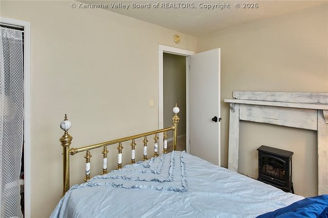 5219 Kel Dawn Circle, Cross Lanes, WV 25313