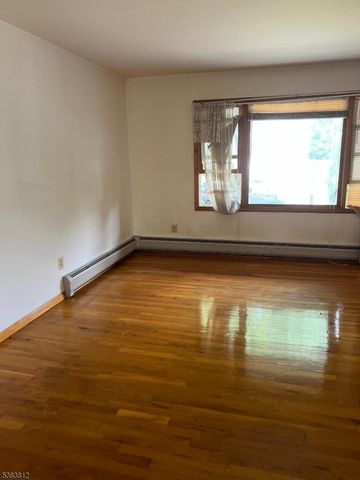 152 Glenwood Ct, Union Twp., NJ 07083