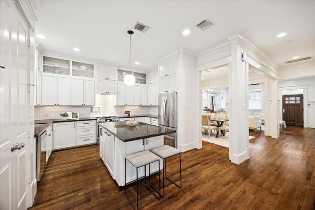 333 W 22nd Street, Houston, TX 77008