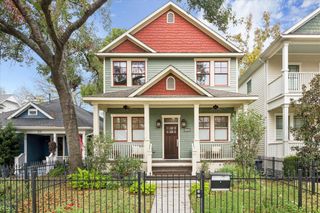 333 W 22nd Street, Houston, TX 77008