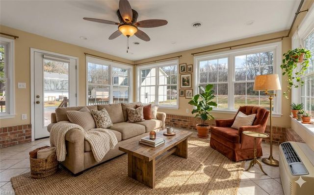 341 George Washington HWY S, Chesapeake, VA 23323