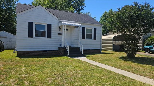 24 Cavalier RD, Hampton, VA 23669