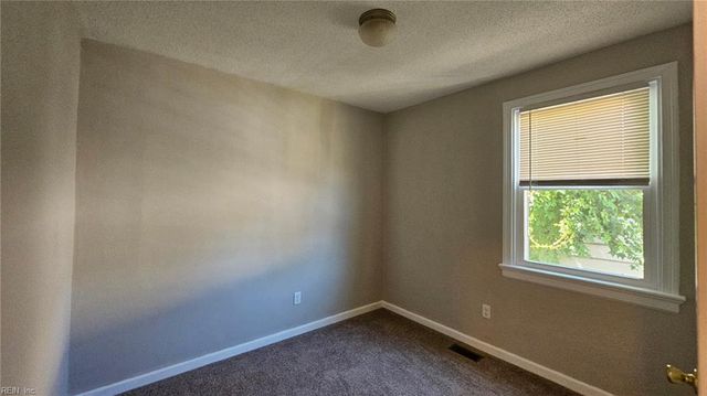 24 Cavalier RD, Hampton, VA 23669