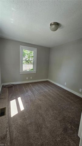 24 Cavalier RD, Hampton, VA 23669