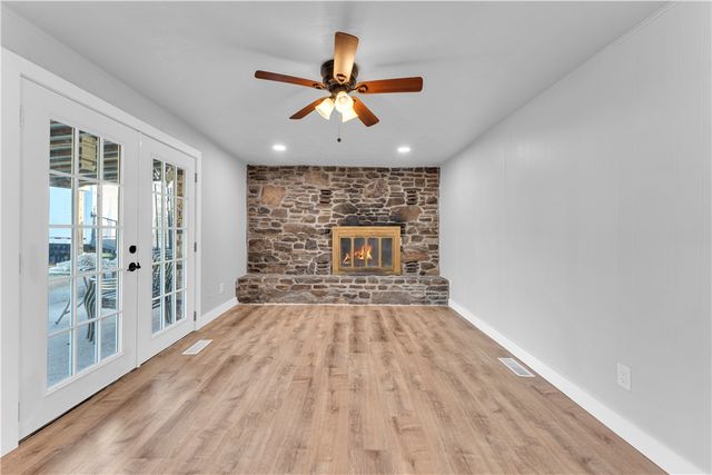 1813 S " J " Street, Rogers, AR 72756