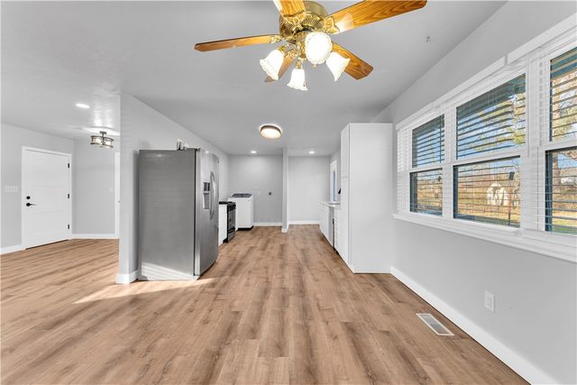 1813 S " J " Street, Rogers, AR 72756