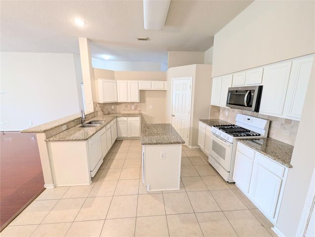 6012 Timber Oaks Ridge, Humble, TX 77346