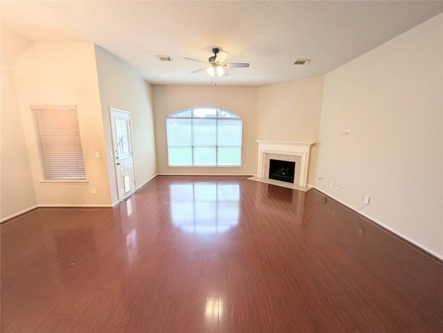 6012 Timber Oaks Ridge, Humble, TX 77346