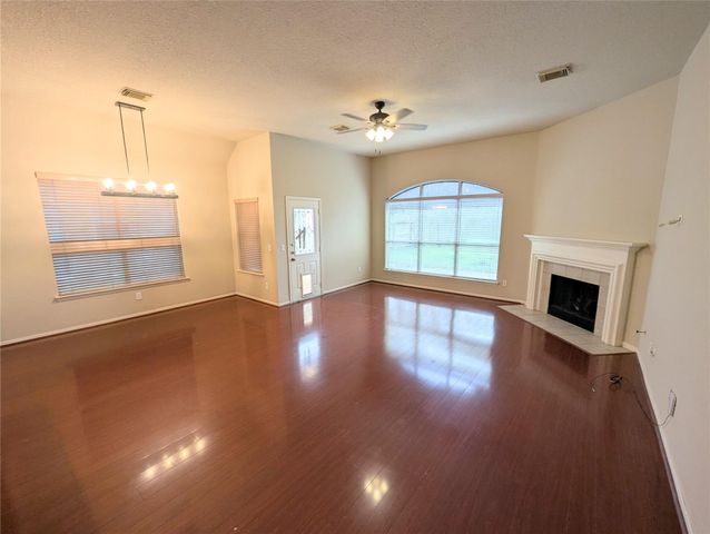 6012 Timber Oaks Ridge, Humble, TX 77346