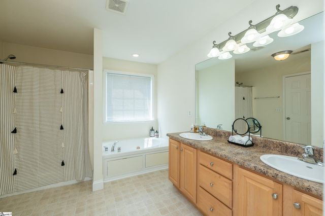 110 Redstem Drive, Simpsonville, SC 29681