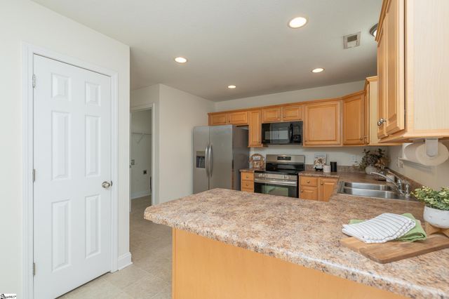 110 Redstem Drive, Simpsonville, SC 29681