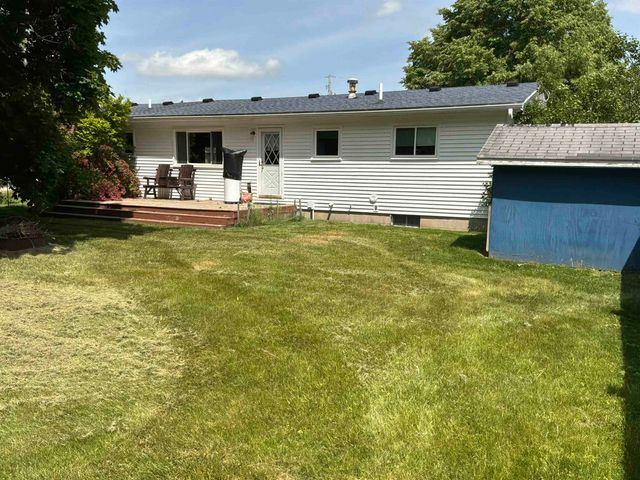 4648 Meadow Court Road, Auburn, MI 48611