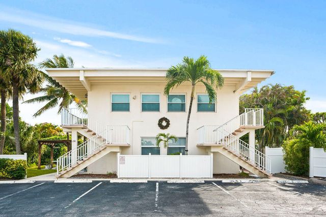 114 Cascade Lane 4, Palm Beach Shores, FL 33404