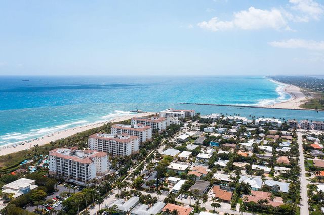 114 Cascade Lane 4, Palm Beach Shores, FL 33404